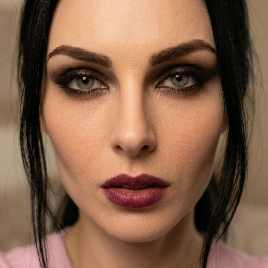 She’s Looking Only at You